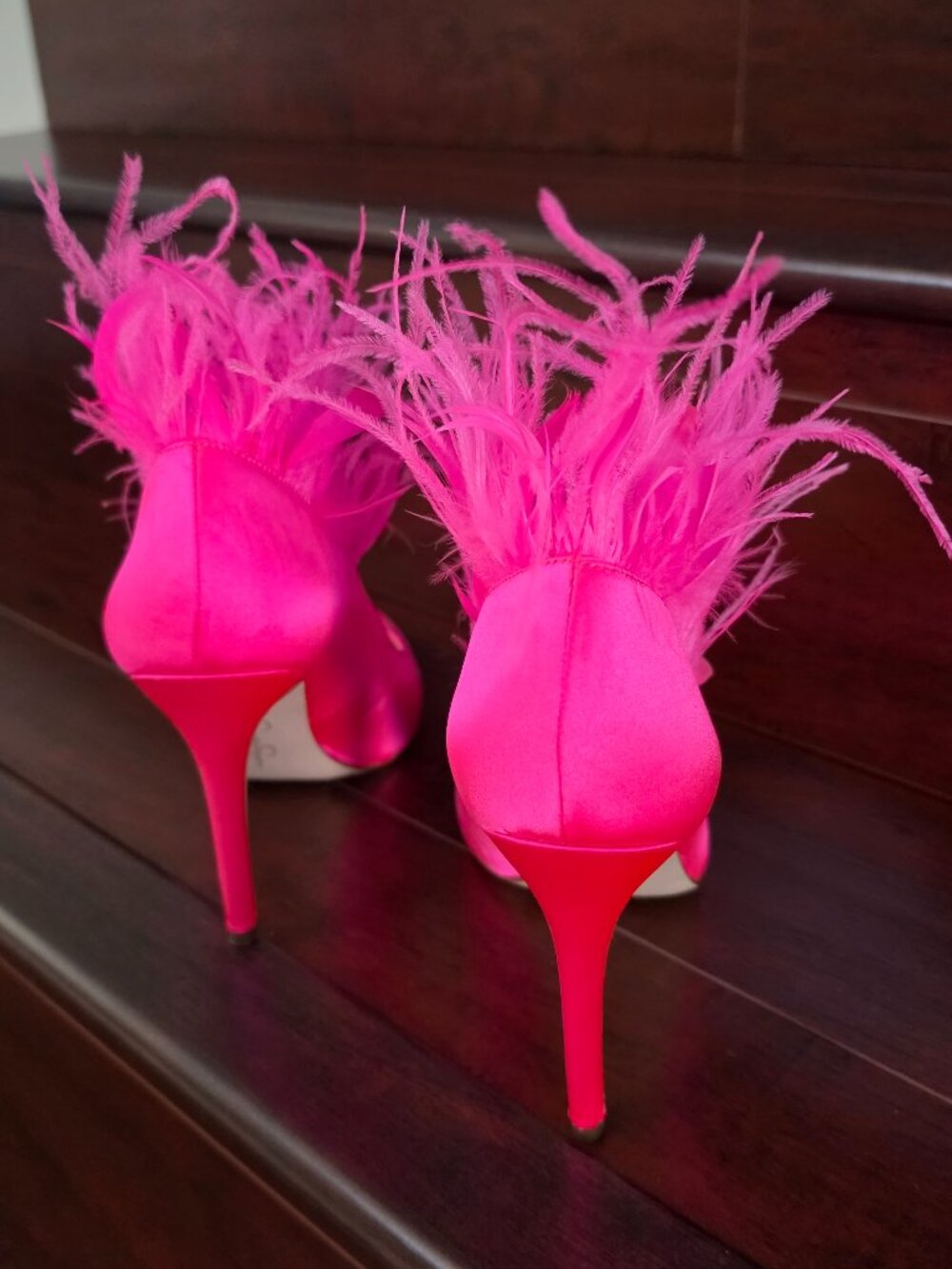Pink Feather Pumps - Picture 2 of 5